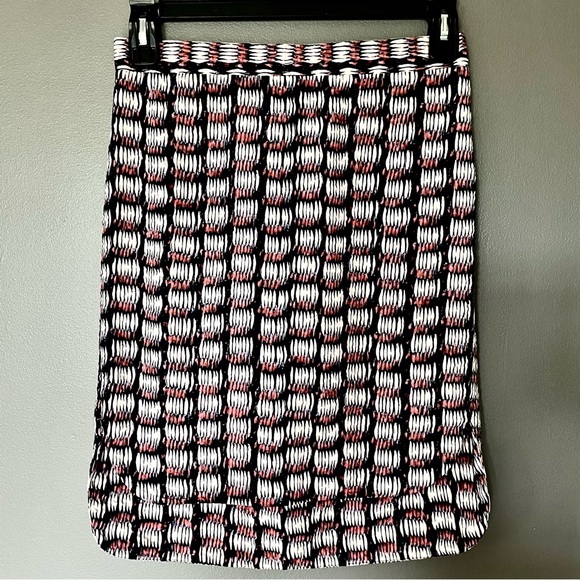 COS Multicolored Geo Travel Textured Hi-Low Pencil Skirt Size 4 EUC - Picture 3 of 13